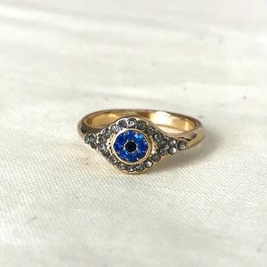 Crystal and gold ring